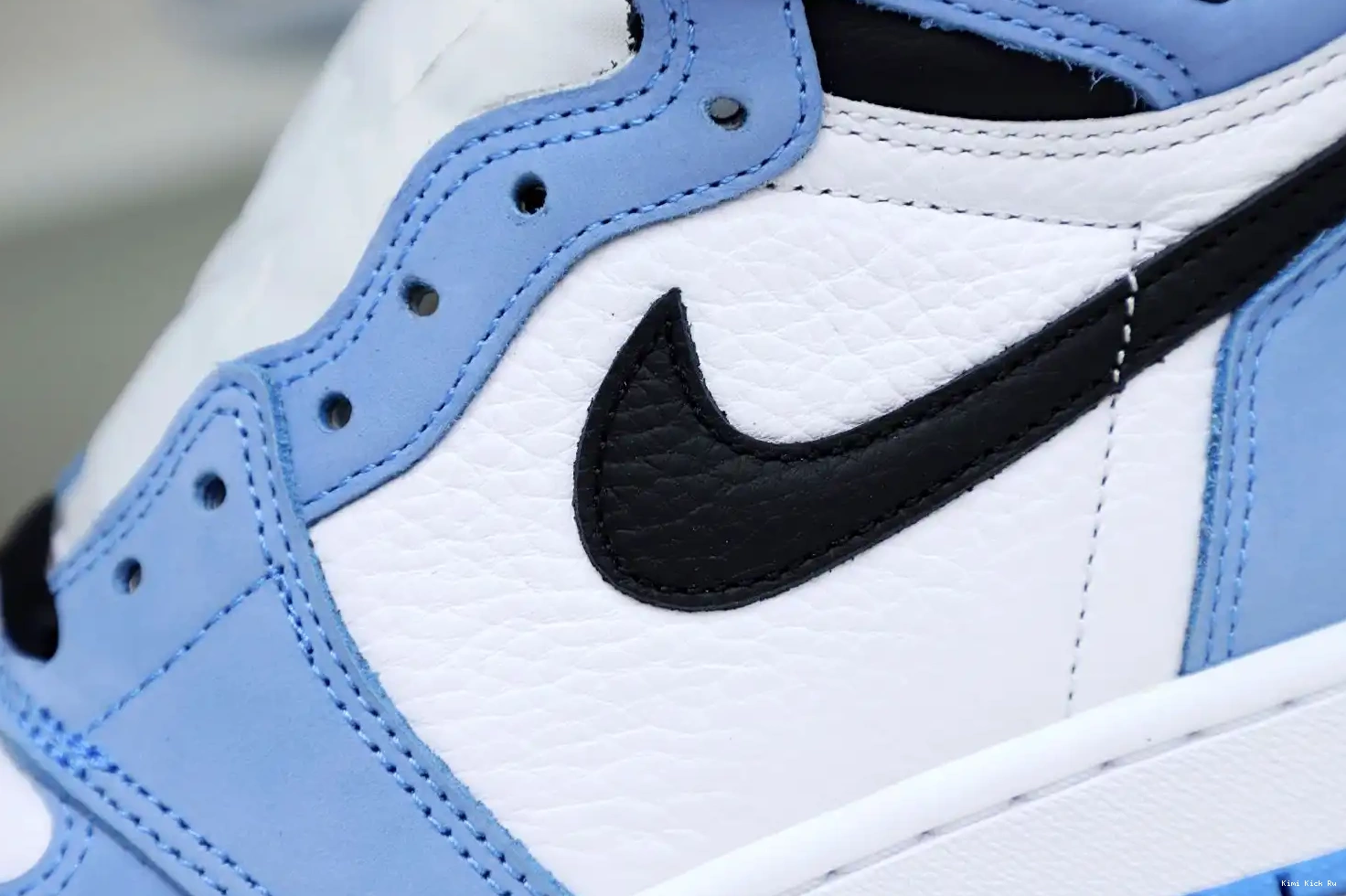 RETRO JORDAN HIGH 'UNIVERSITY AIR Kimikick OG 1 0323